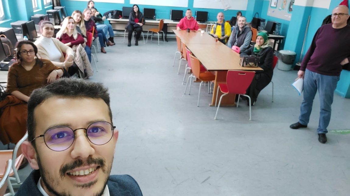 Temel Kodlama ve Teknoloji Kullanımı Kursu'muz başladı